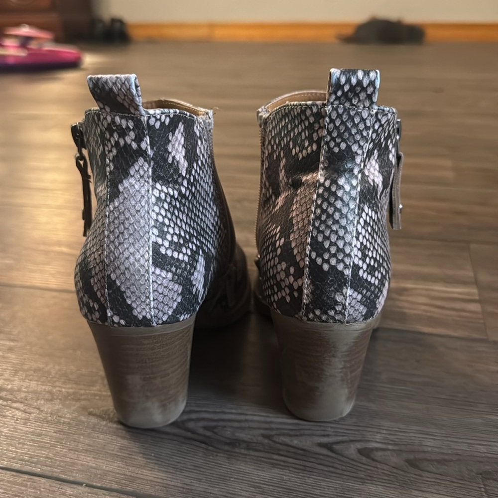 Universal Thread Snakeskin Ankle Boots - Gray - Picture 2 of 5